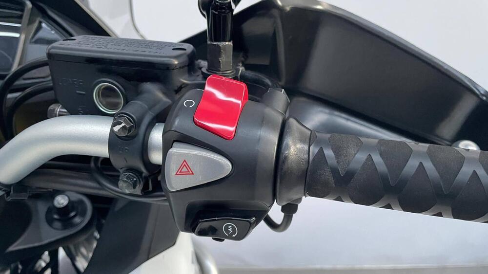 Honda Crossrunner ABS (2015 - 16) (15)