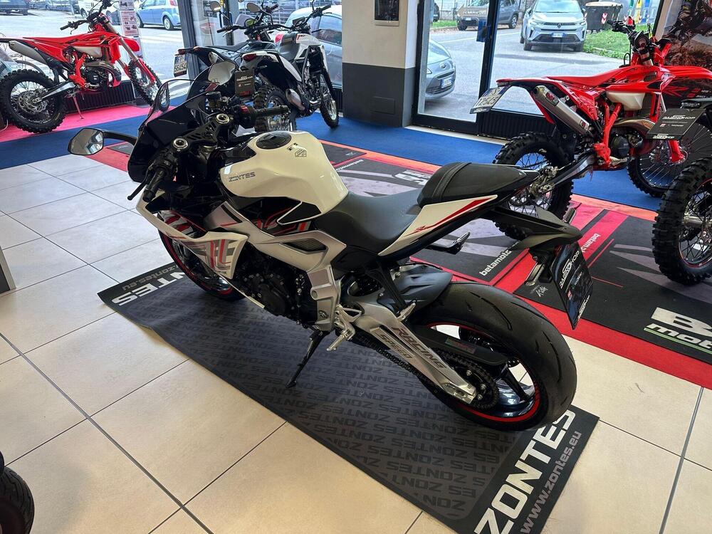 Zontes ZT703-RR (2025 - 26) (5)