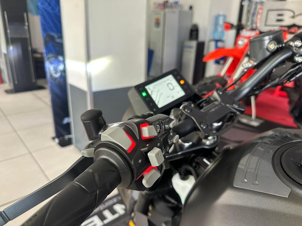 Zontes ZT125-G1 (2020 - 26) (14)