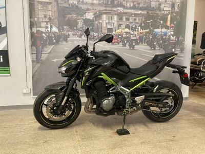 Kawasaki Z 900 (2017 - 18) usata
