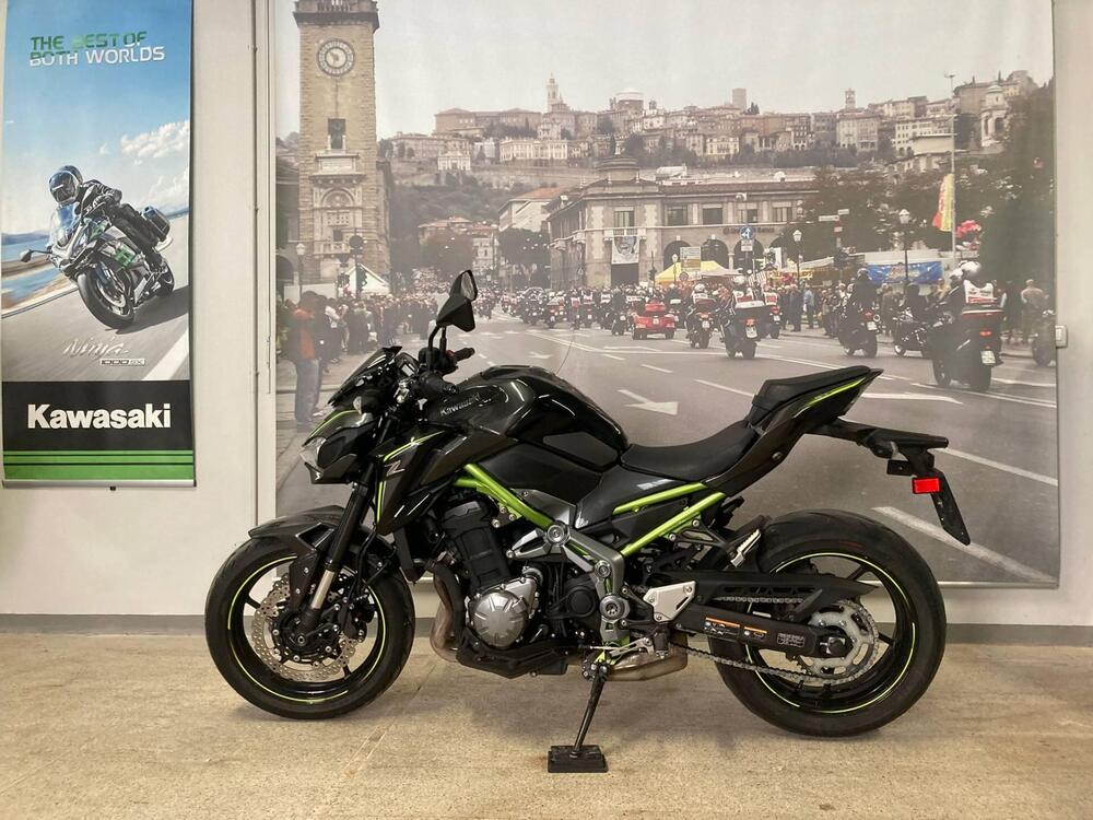 Kawasaki Z 900 (2017 - 18) (2)