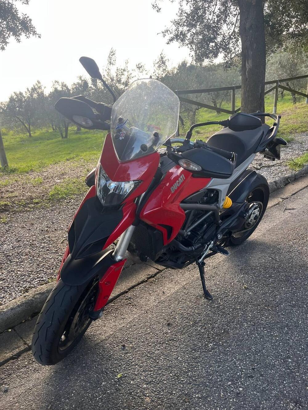 Ducati Hyperstrada 821 (2013 - 15) (7)