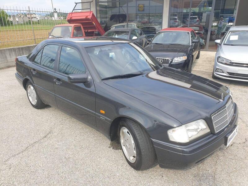 Mercedes-Benz Classe C usata a Torino (5)