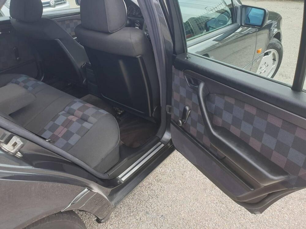 Mercedes-Benz Classe C usata a Torino (10)