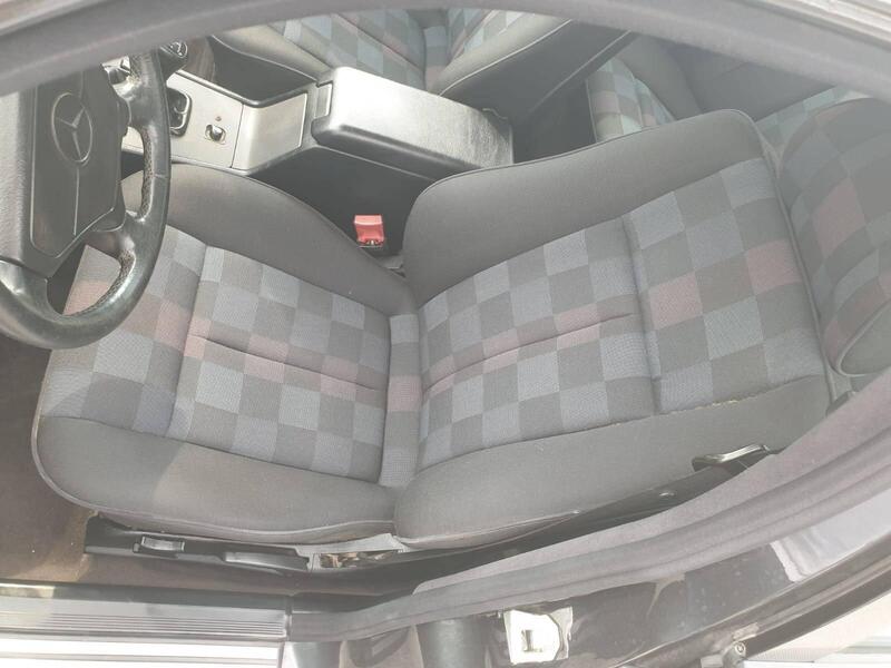 Mercedes-Benz Classe C usata a Torino (11)