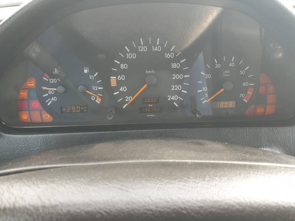 Mercedes-Benz Classe C usata a Torino (13)