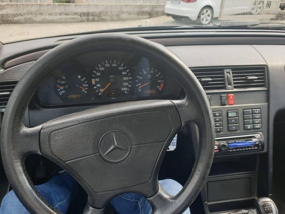 Mercedes-Benz Classe C usata a Torino (15)