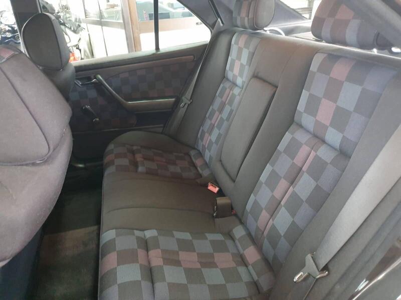 Mercedes-Benz Classe C usata a Torino (17)