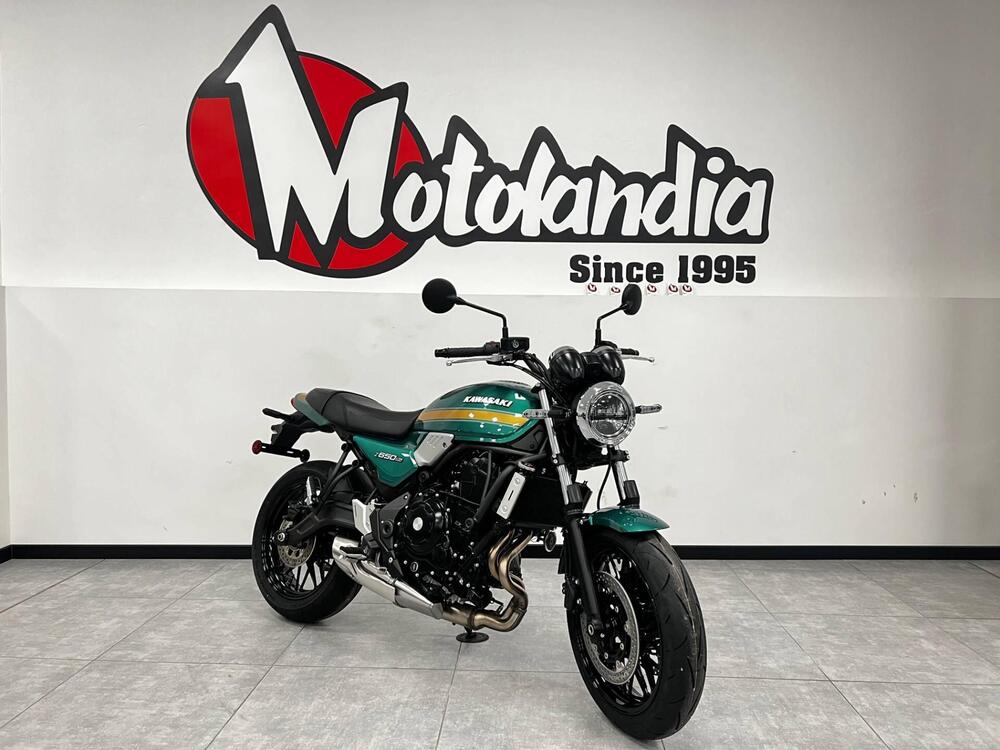 Kawasaki Z 650 RS (2025 - 26) (2)