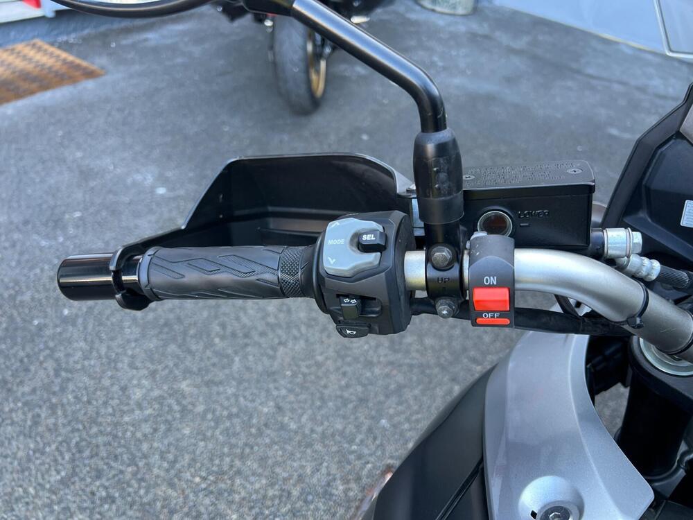 Suzuki V-Strom 1000XT (2017 - 20) (13)