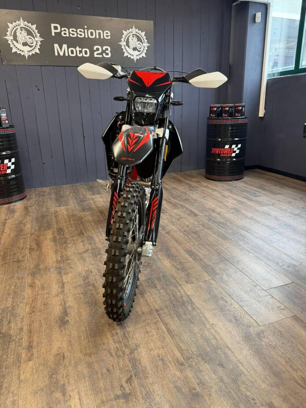 Swm RS 500 R (2021 - 25) (5)