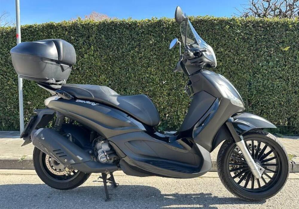 Piaggio Beverly 300 i.e. (2010 - 16)