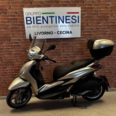 Piaggio Beverly 300 ABS-ASR (2021 - 25) usata