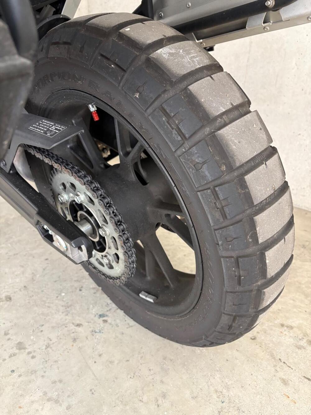 Moto Morini X-Cape 650 (2021 - 26) (6)