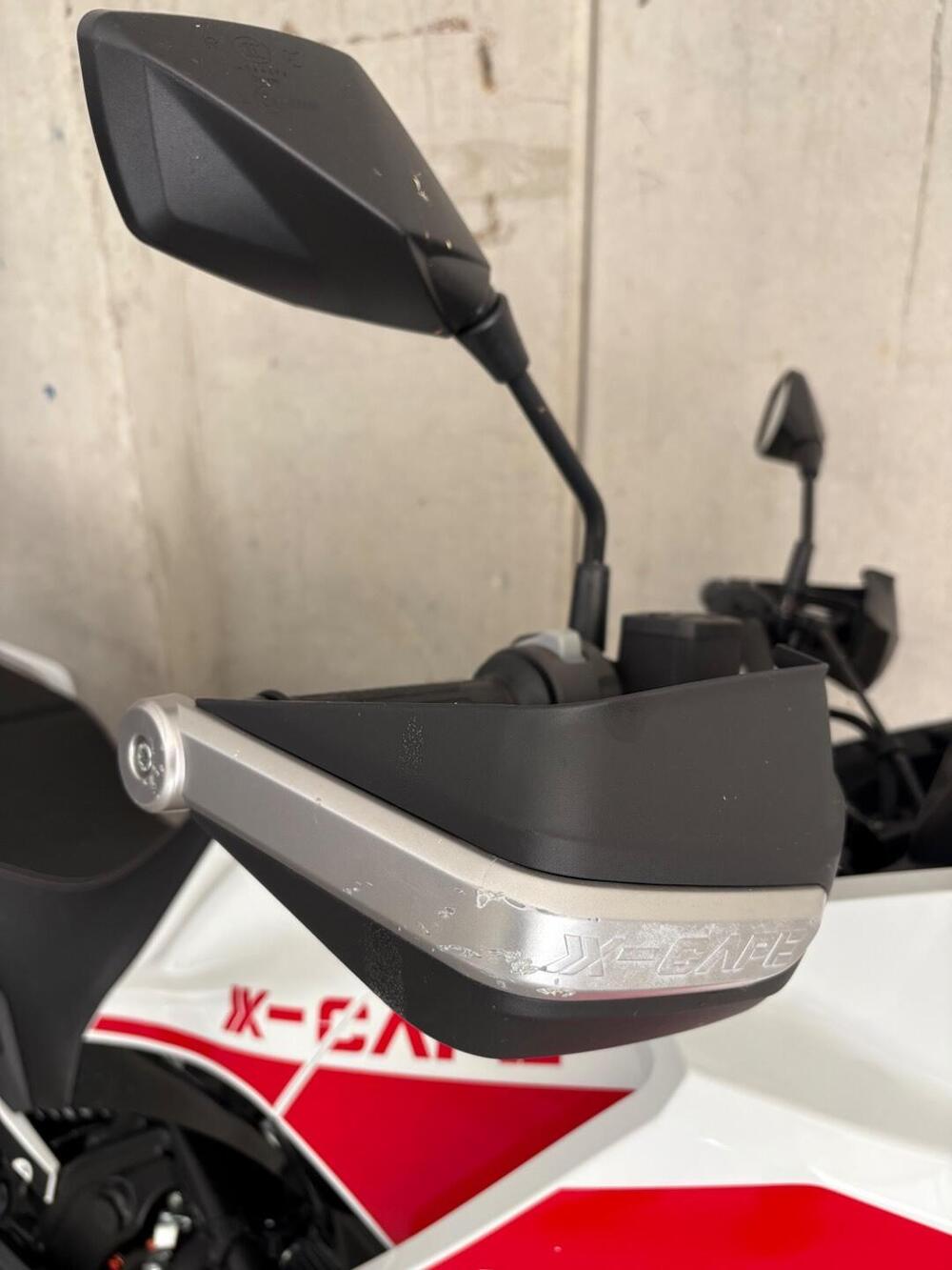 Moto Morini X-Cape 650 (2021 - 26) (9)