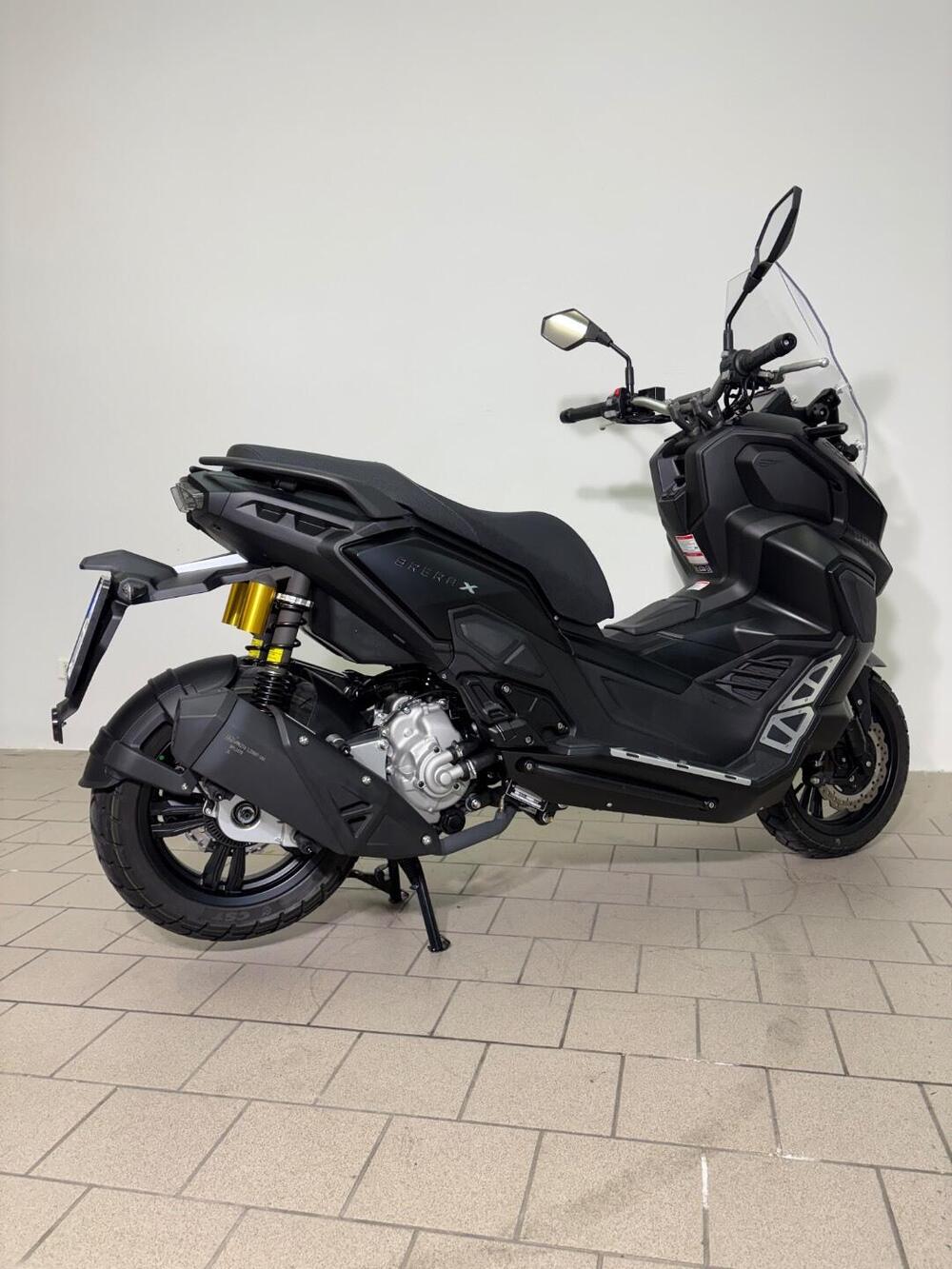 Kl Brera X 300 (2025 - 26) (2)