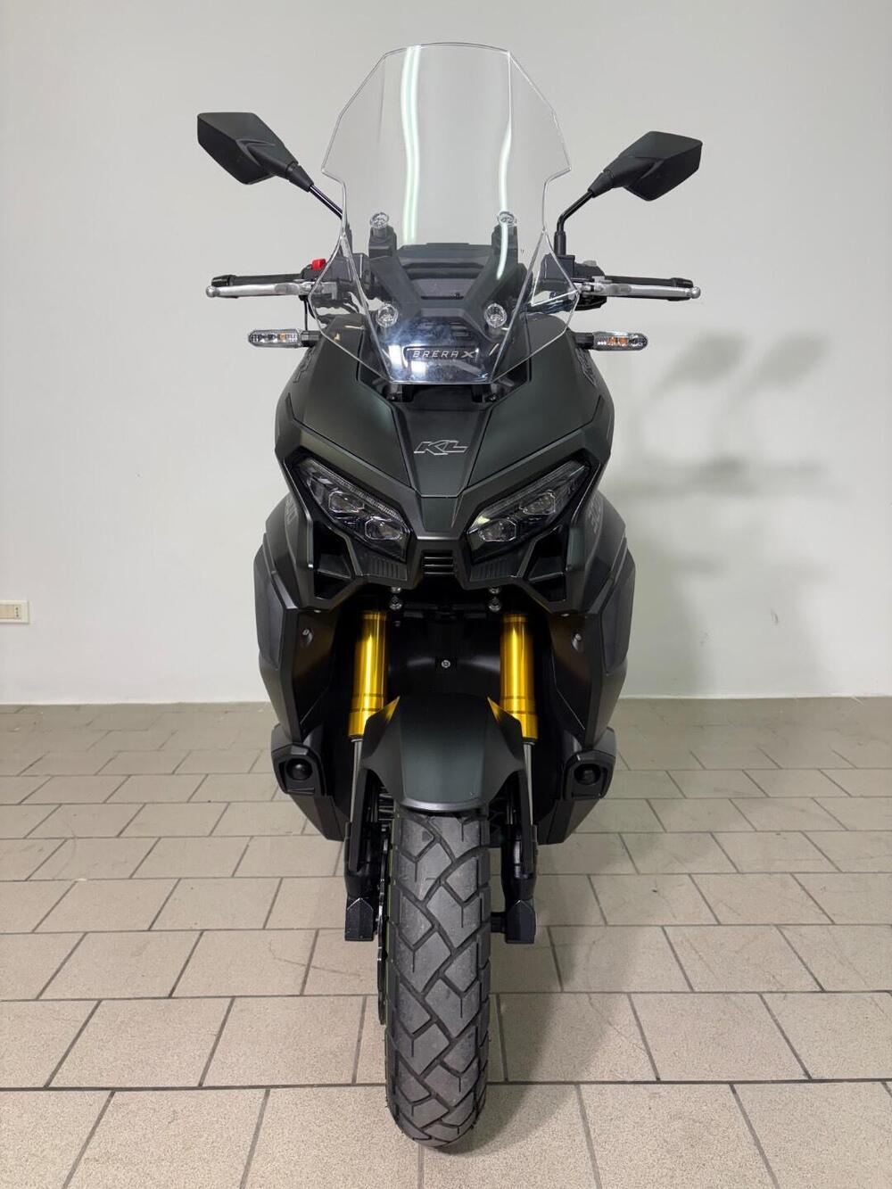 Kl Brera X 300 (2025 - 26) (7)