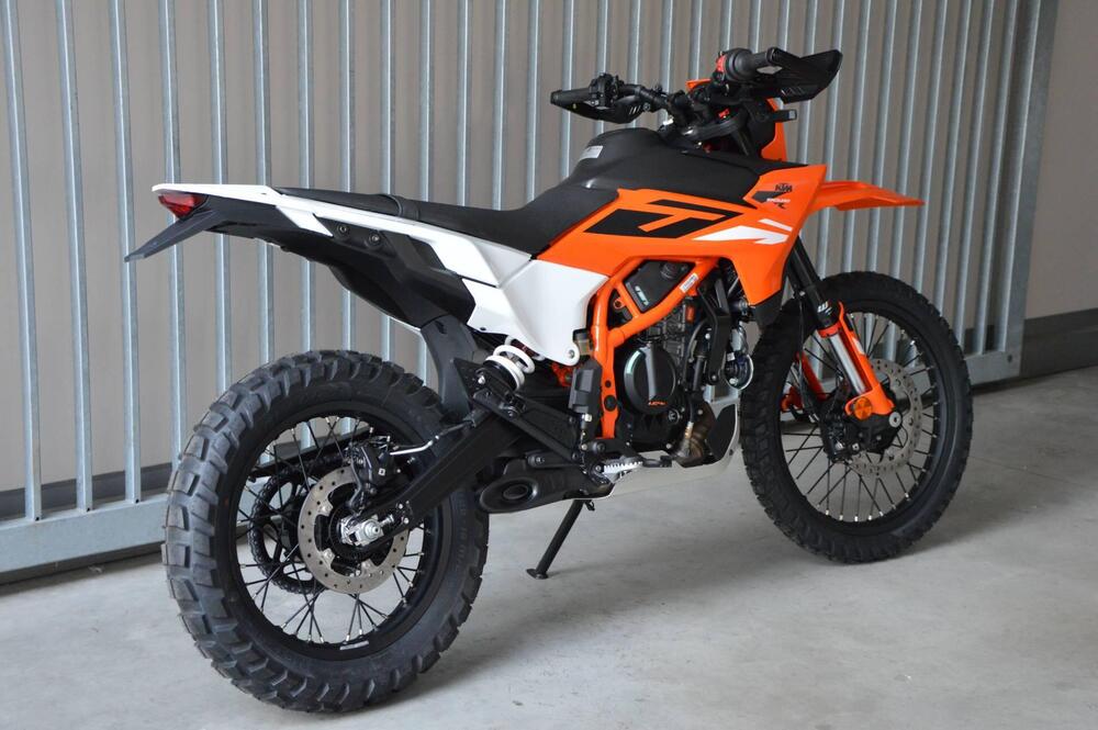 KTM 390 Enduro R (2025 - 26) (5)