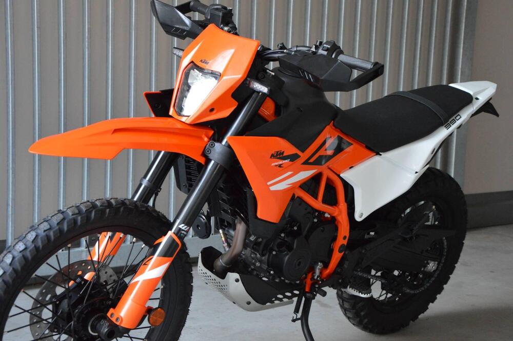 KTM 390 Enduro R (2025 - 26) (10)