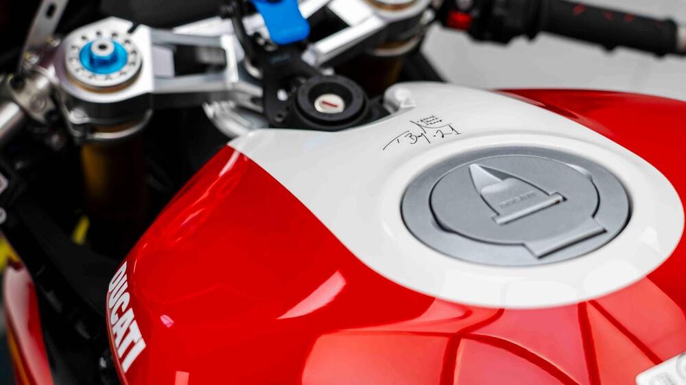 Ducati Panigale V2 Bayliss 1st Championship 20th Anniversary (2021 - 24) (12)