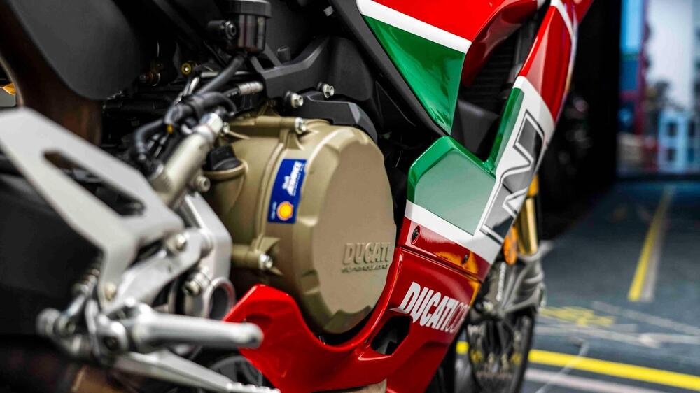 Ducati Panigale V2 Bayliss 1st Championship 20th Anniversary (2021 - 24) (16)