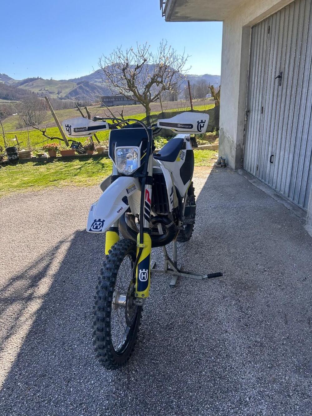 Husqvarna TE 250i (2019) (3)