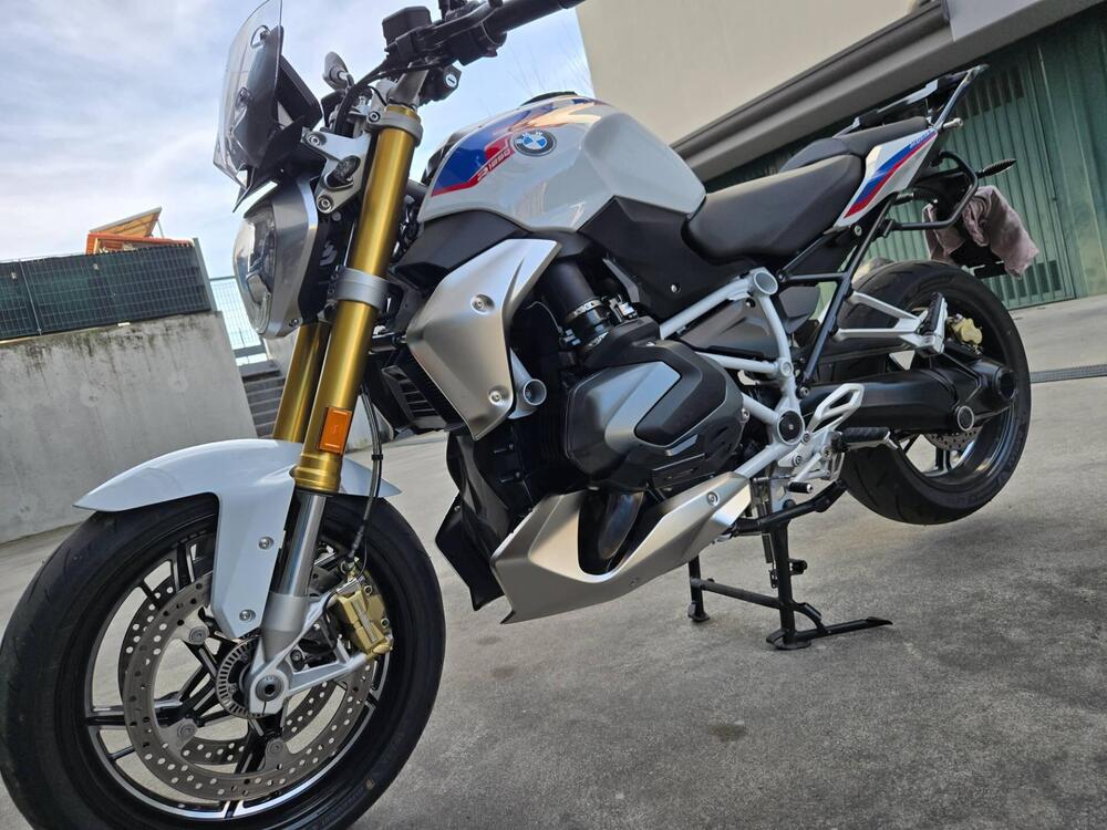 Bmw R 1250 R (2021 - 25) (4)