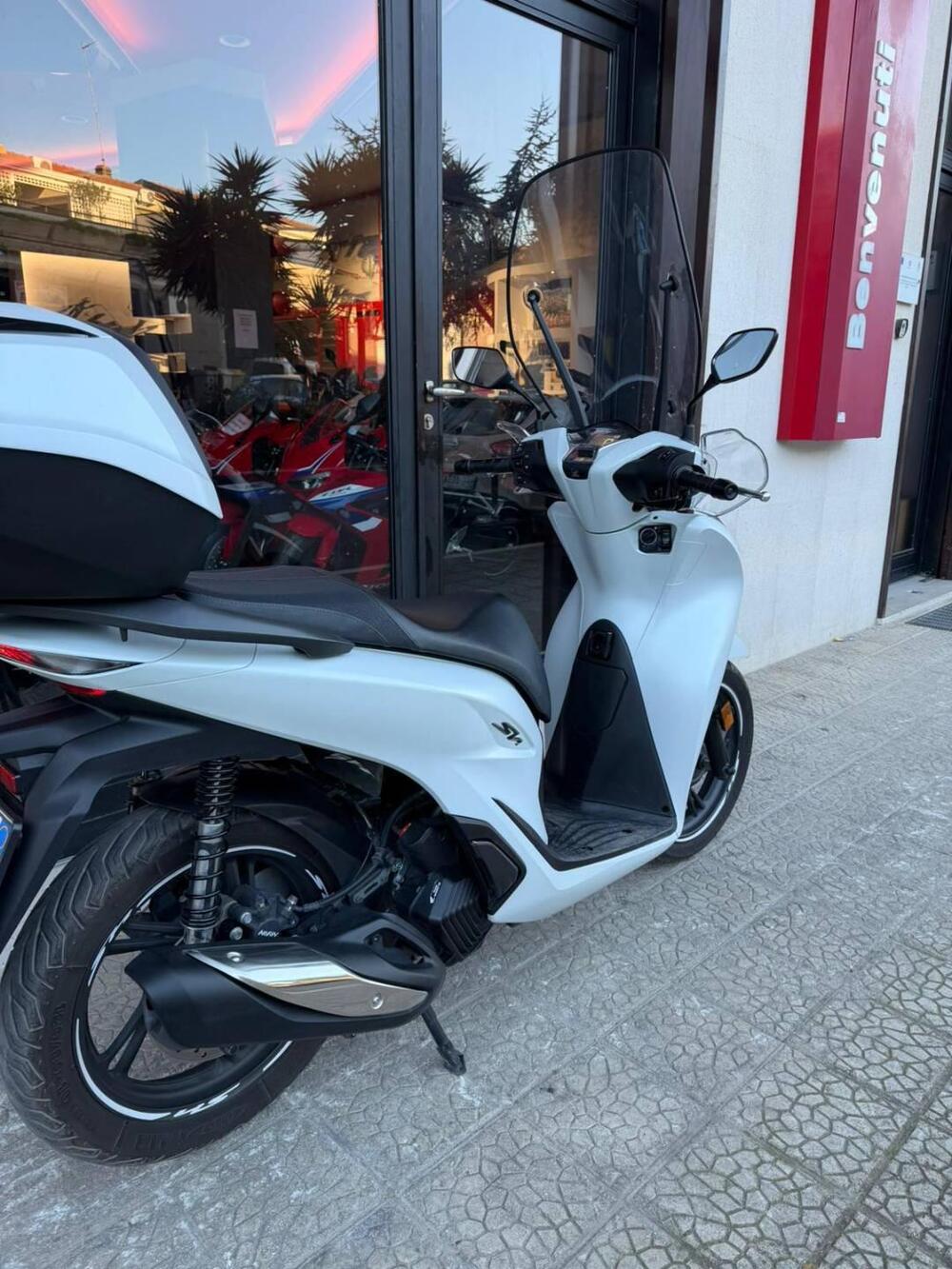 Honda SH 125i (2024 - 25) (3)