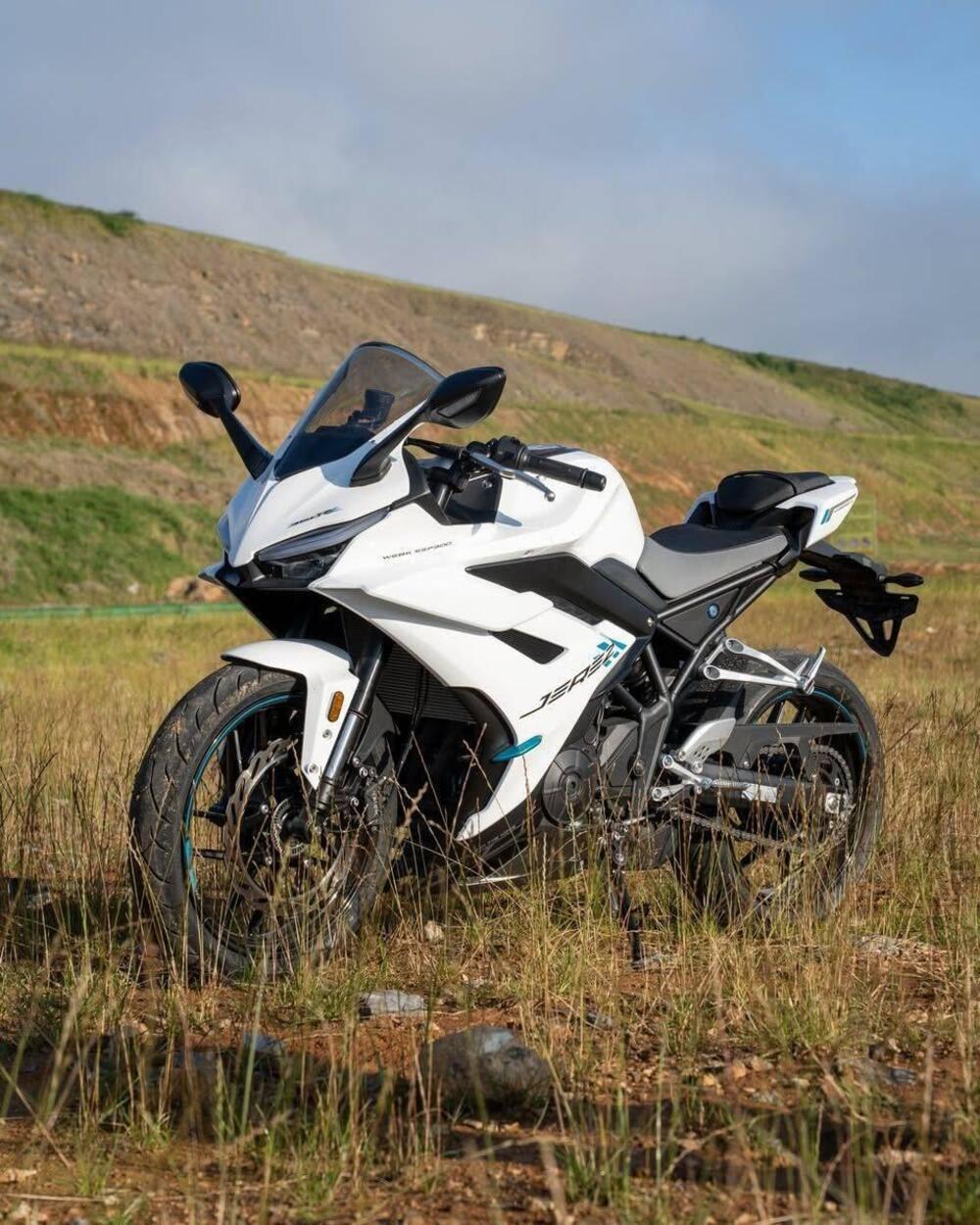 Kove 350RR (2025 - 26) (4)