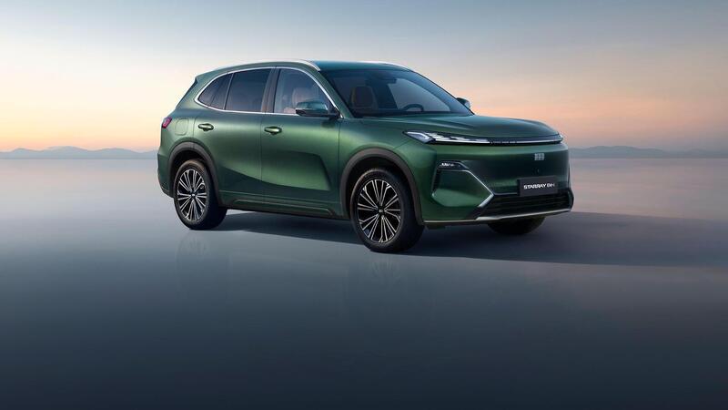 Geely Starray EM-i arriva in Italia: la Plug-In Hybrid cinese che sfida i SUV europei