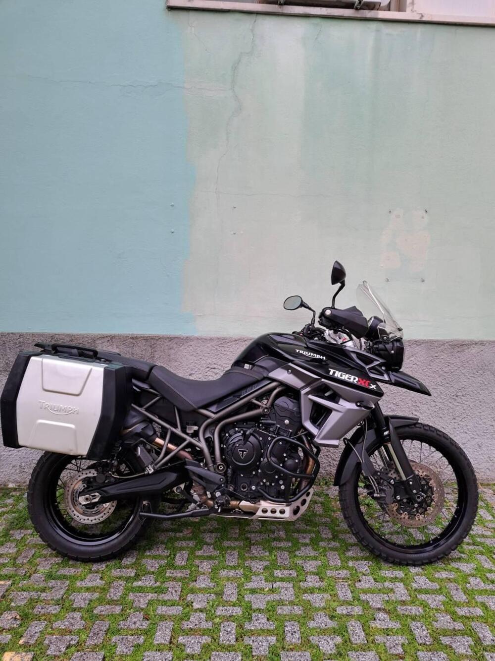 Triumph Tiger 800 XCx (2015 - 17) (2)