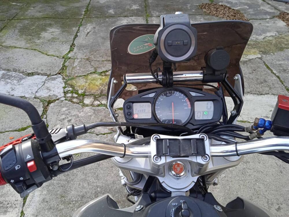 Suzuki GSR 600 (2006 - 11) (14)