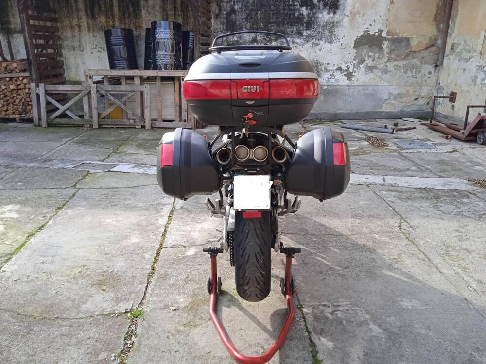 Suzuki GSR 600 (2006 - 11) (4)