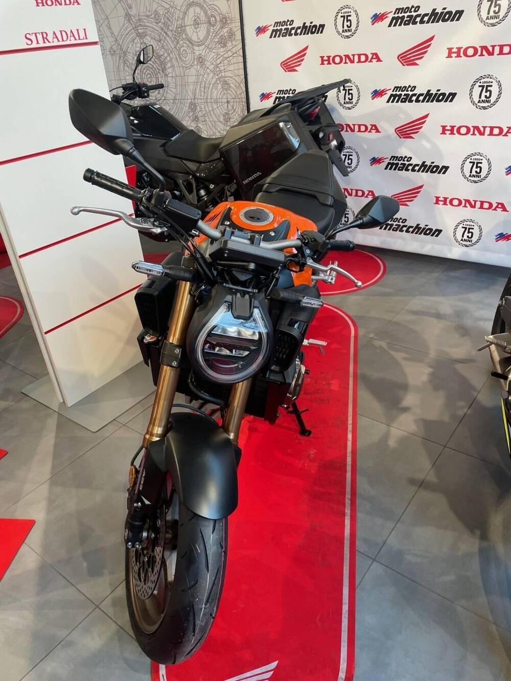 Honda CB 650 R E-Clutch (2024 - 26) (3)