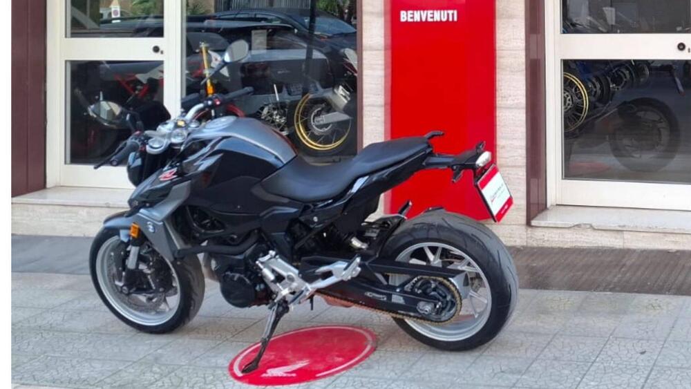 Bmw F 900 R (2021 - 24) (5)