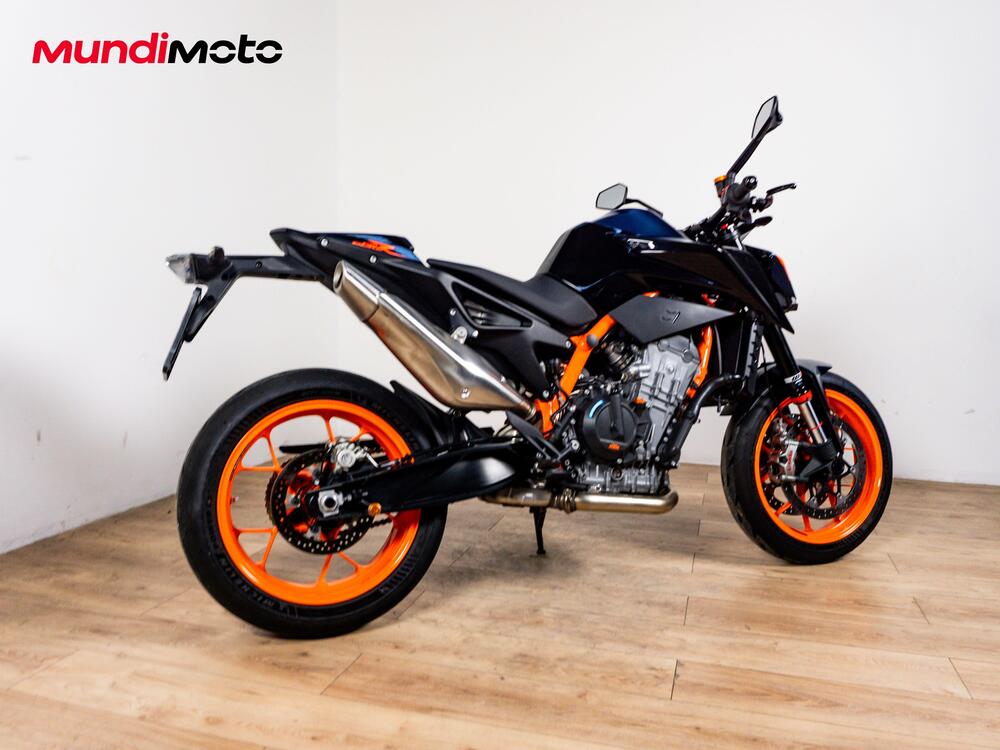 KTM 890 Duke R (2020) (3)