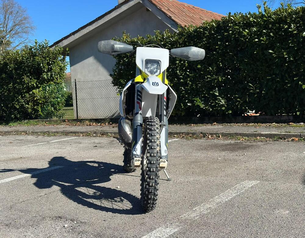 Husqvarna TE 250i (2022) (3)