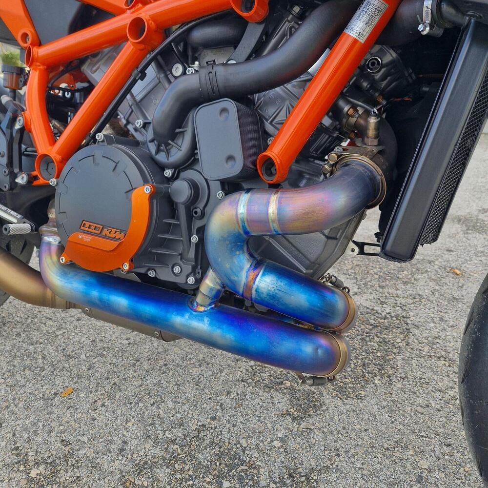 KTM 1290 Super Duke RR (2023) (7)