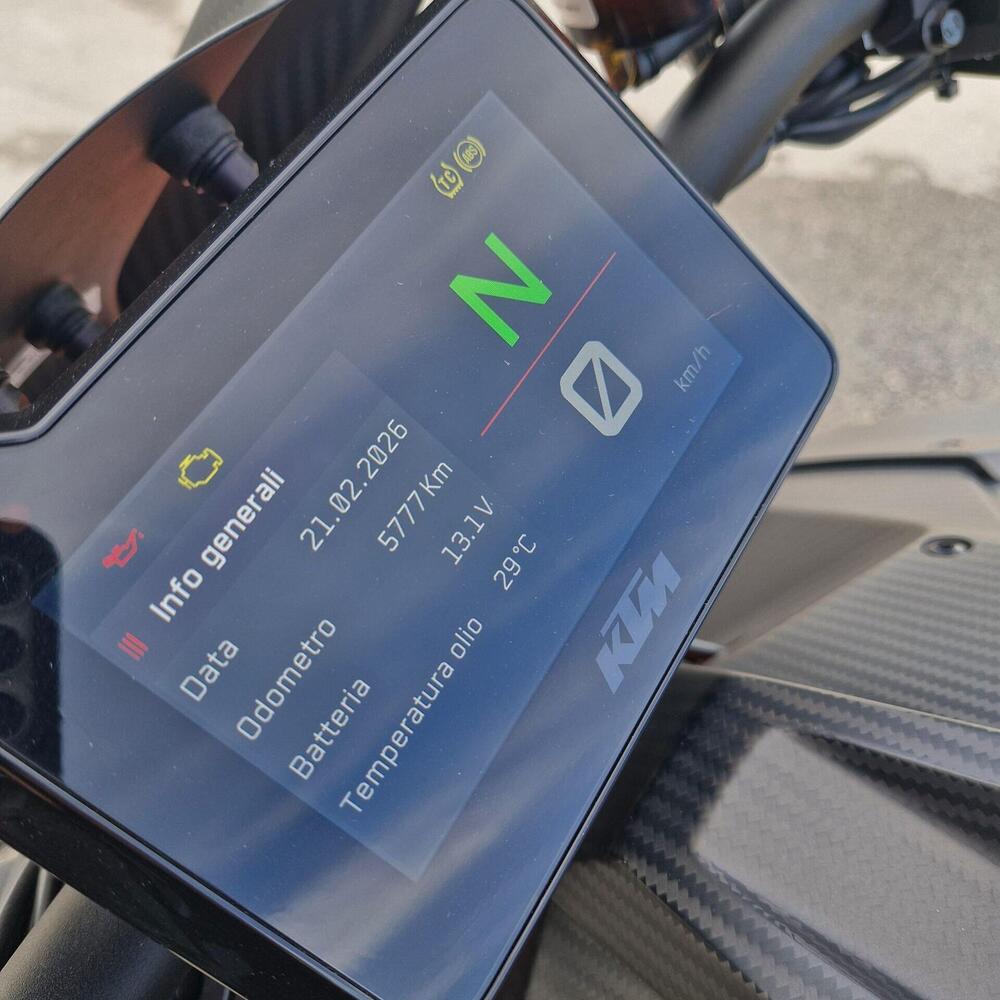 KTM 1290 Super Duke RR (2023) (19)