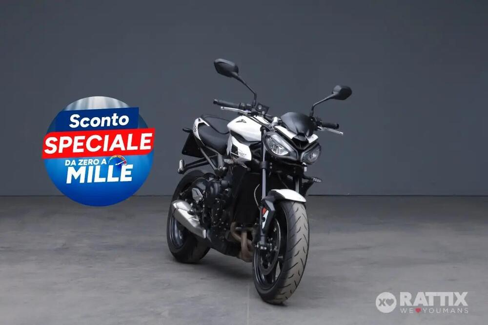 Triumph Street Triple 765 R (2023 - 26)