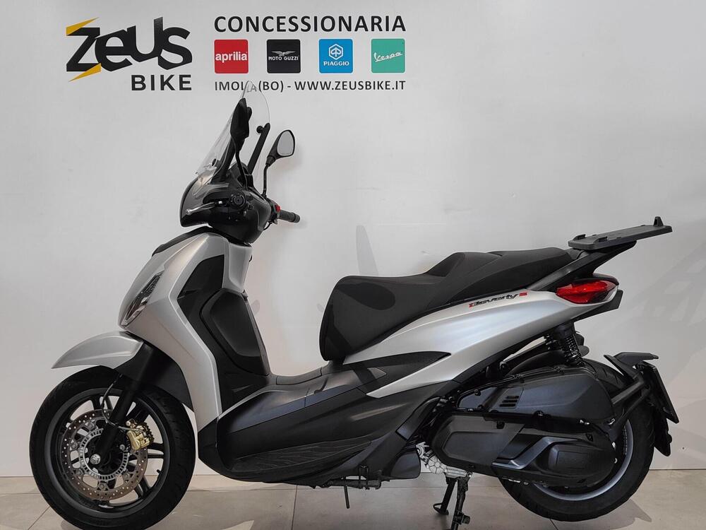 Piaggio Beverly 400 S ABS-ASR (2021 - 24) (2)