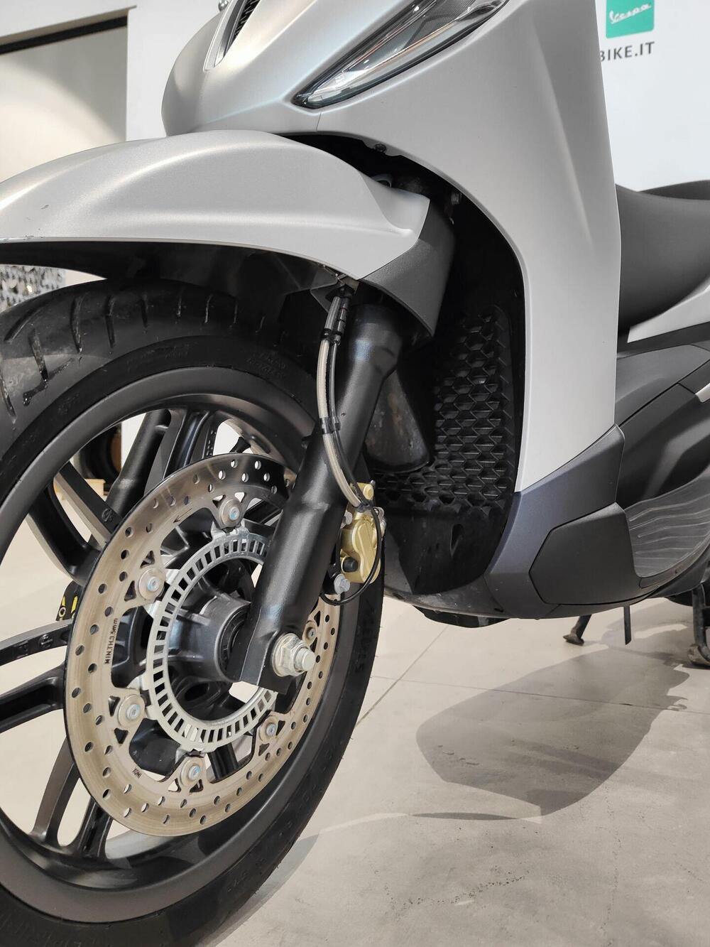 Piaggio Beverly 400 S ABS-ASR (2021 - 24) (9)