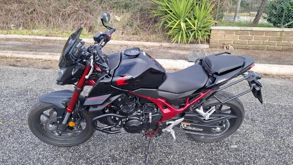 Honda CB 750 Hornet (2023 - 24) (3)