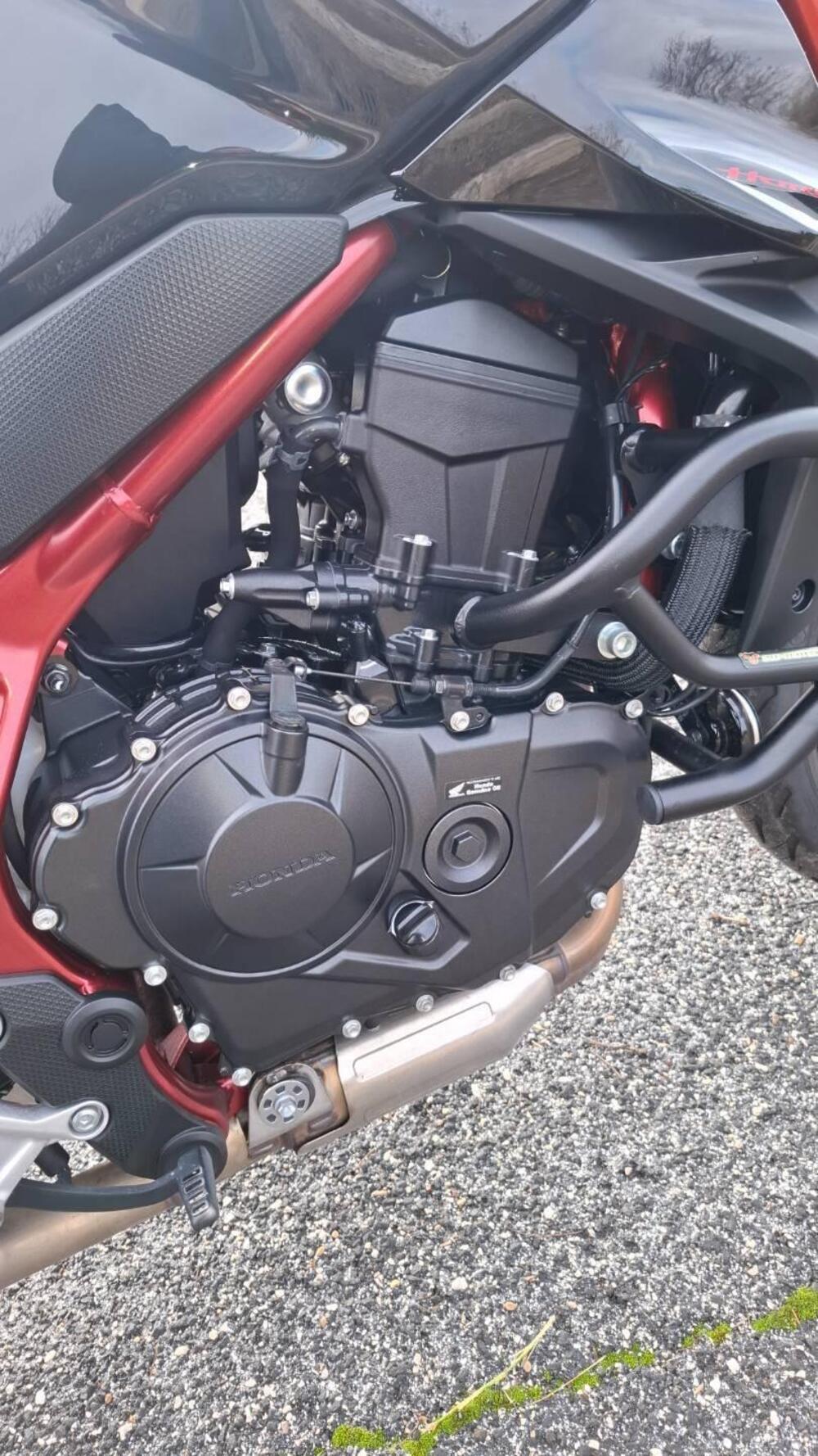 Honda CB 750 Hornet (2023 - 24) (5)