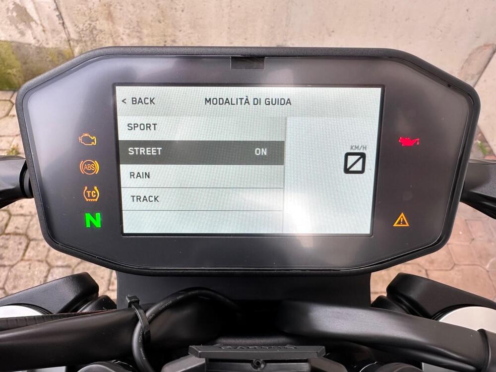 KTM 790 Duke L (2023 - 24) (11)