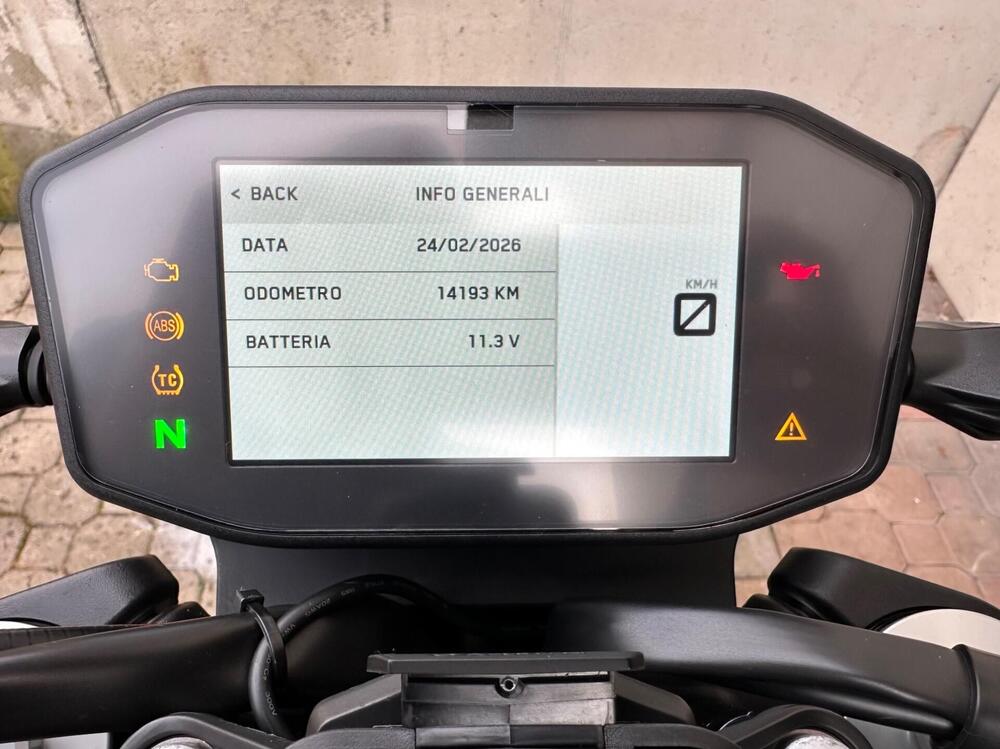 KTM 790 Duke L (2023 - 24) (12)