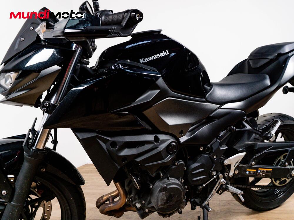 Kawasaki Z 500 (2024 - 26) (9)