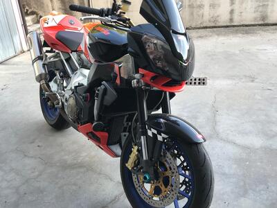Aprilia Tuono 1000 R (2006 - 10) usata