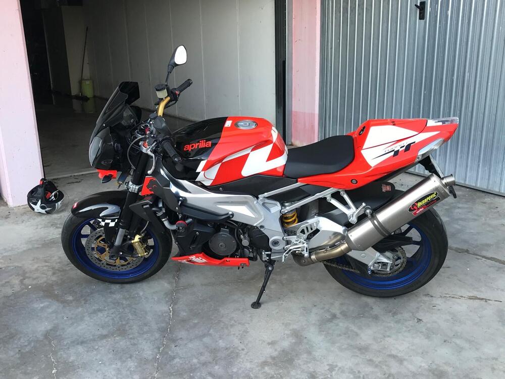 Aprilia Tuono 1000 R (2006 - 10) (2)