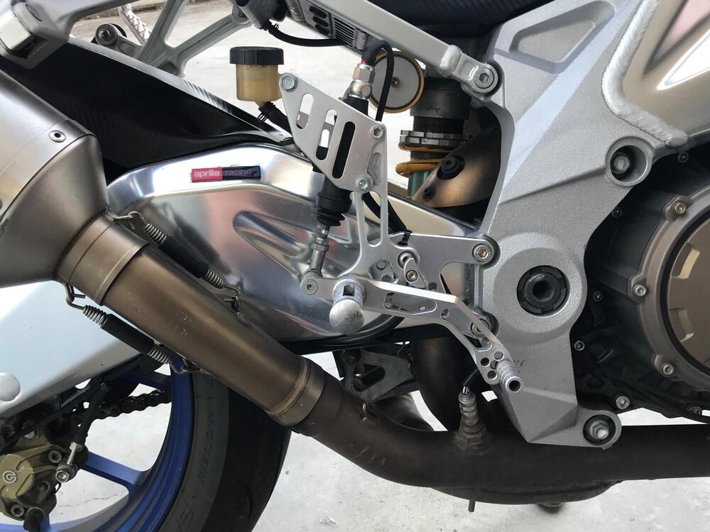 Aprilia Tuono 1000 R (2006 - 10) (15)